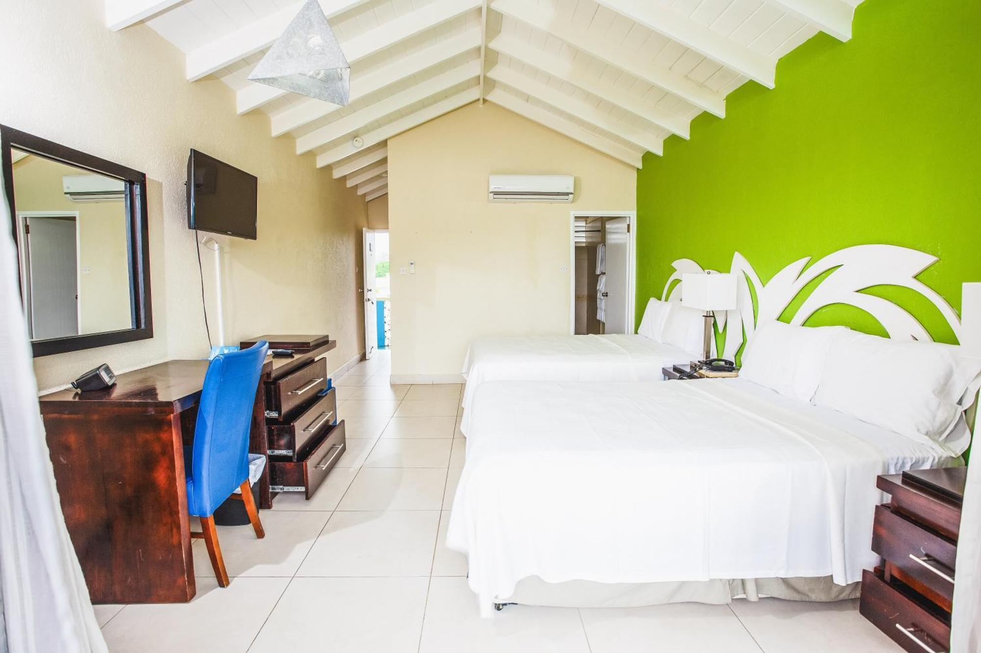 Blue Horizon Hotel Rockley Exterior photo