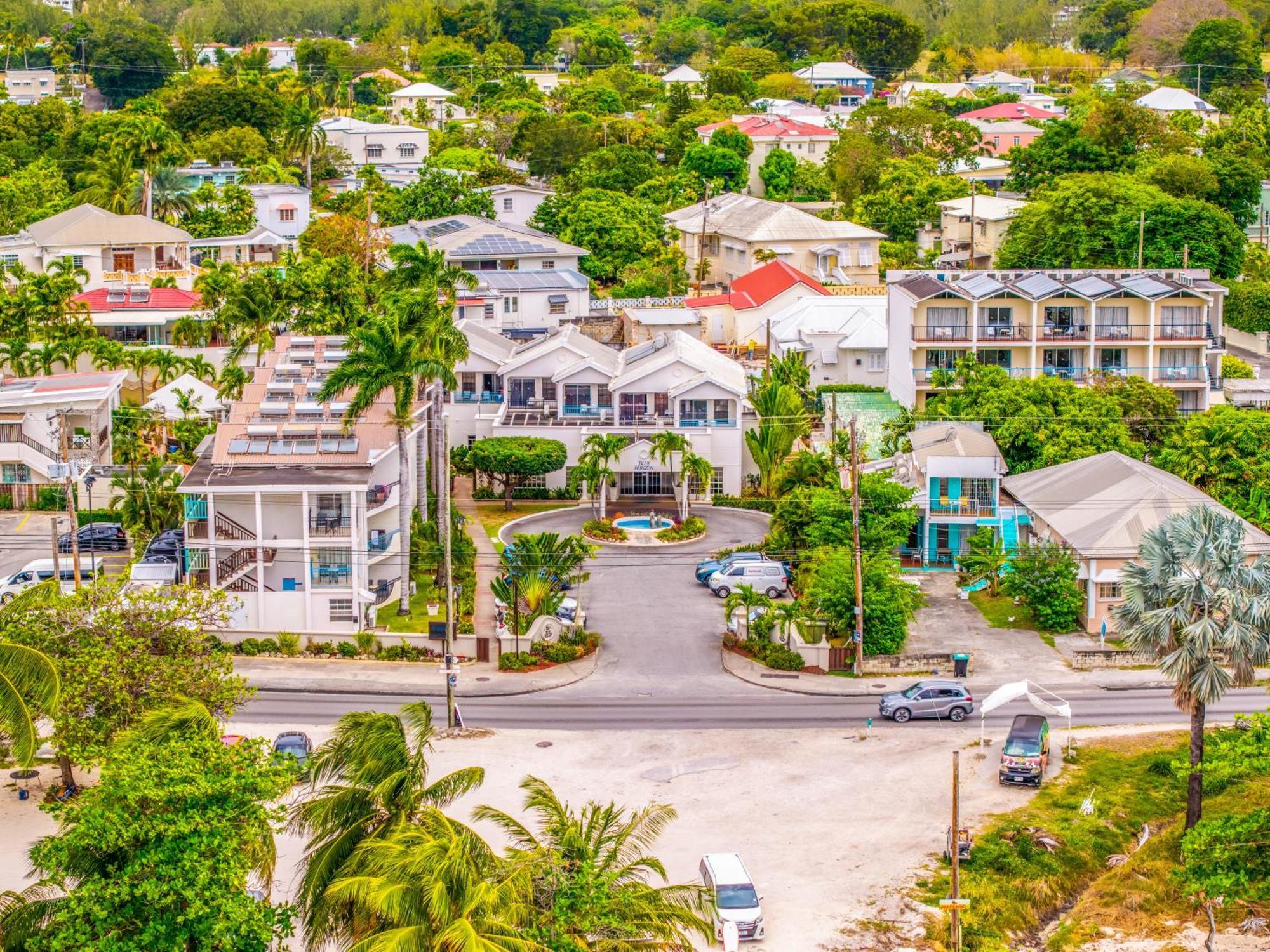 Blue Horizon Hotel Rockley Exterior photo